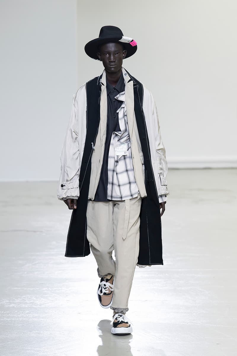 Maison Mihara Yasuhiro FW20 Paris Runway deconstruction