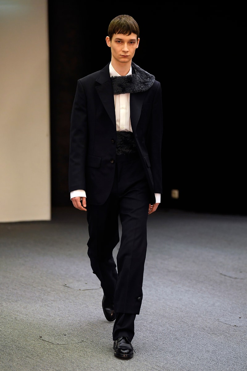 Namacheko Fall/Winter 2020 Runway Collection Paris Fashion Week Gagosian Gallery Gregory Crewdson “Somnambulism” Photographs America Suburbia Capes Dresses Jackets Coats Sweatshirts Shirts 