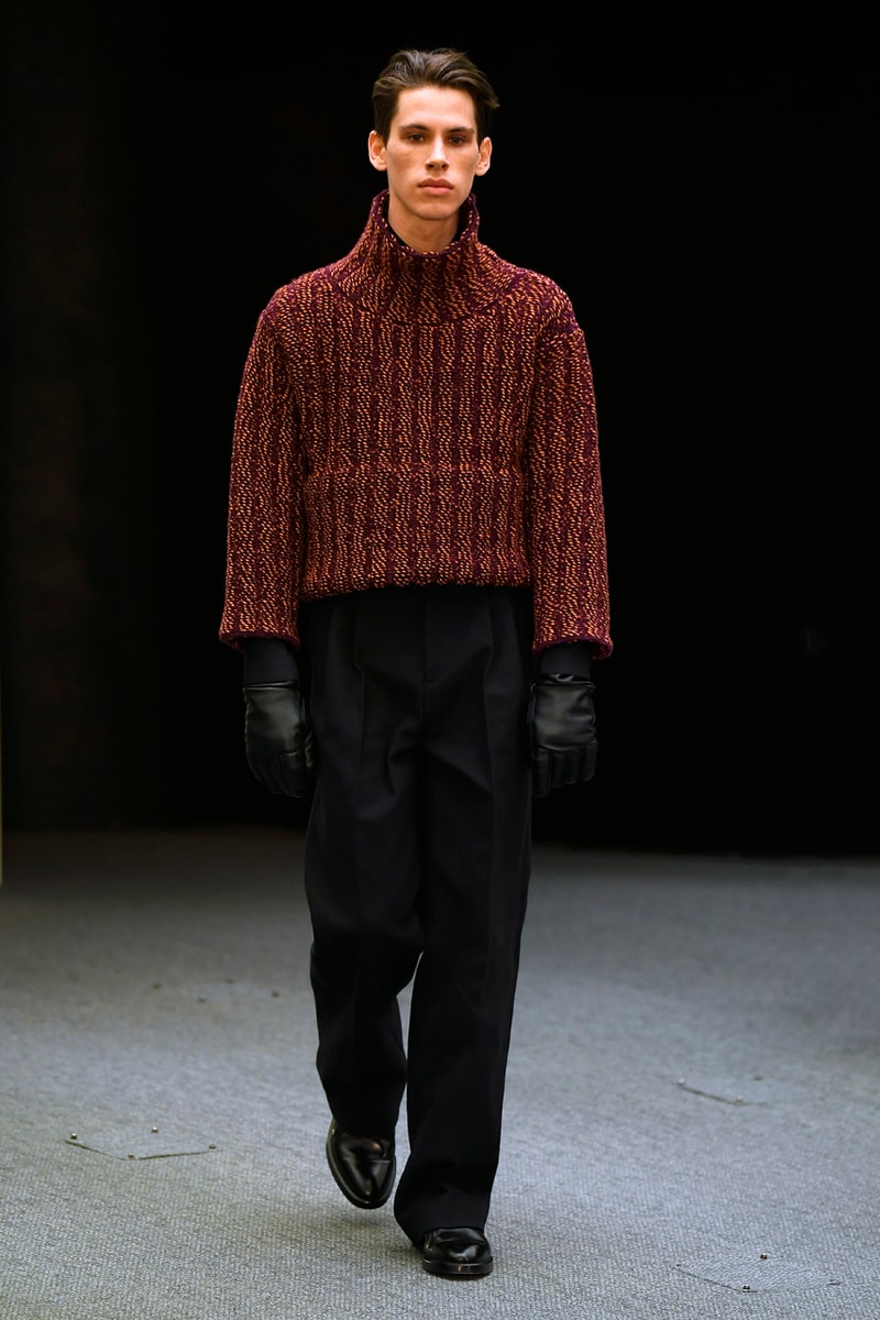 Namacheko Fall/Winter 2020 Runway Collection Paris Fashion Week Gagosian Gallery Gregory Crewdson “Somnambulism” Photographs America Suburbia Capes Dresses Jackets Coats Sweatshirts Shirts 