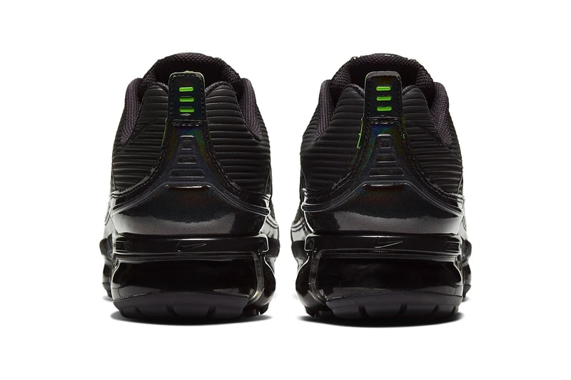Nike Air VaporMax 360 Black off noir CK2718 003 runners sneakers footwear shoes kicks trainers Green strike Pink blast iridescent CK2718 003 swoosh fall winter 2020 1990s style