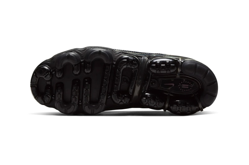 Nike Air VaporMax 360 Black off noir CK2718 003 runners sneakers footwear shoes kicks trainers Green strike Pink blast iridescent CK2718 003 swoosh fall winter 2020 1990s style