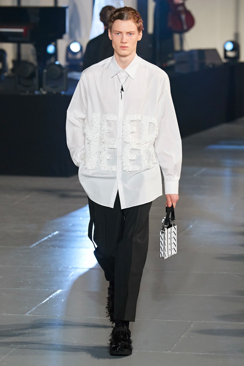 Valentino Fall/Winter 2020 Runway Collection paris fashion week mens Pierpaolo Piccioli ready to wear flowers 