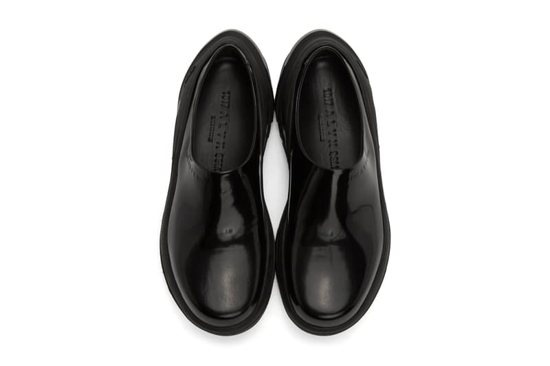 1017 ALYX 9SM Black Croc Leather Clog patent skin spring summer 2020 collection matthew M williams designers made in italy shoes sneakers footwear kicks trainers runners slippers