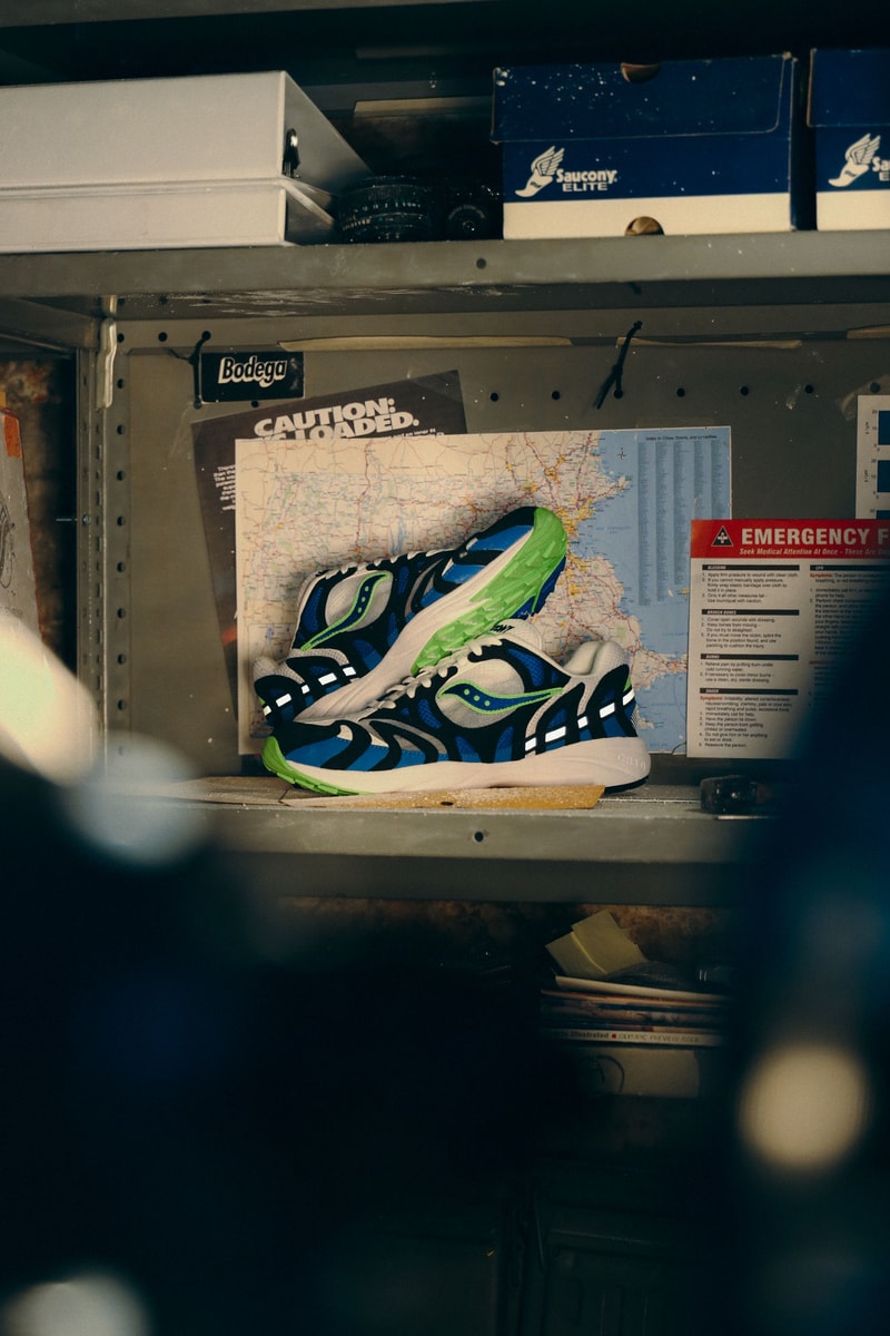 Bodega x Saucony GRID Azura 2000