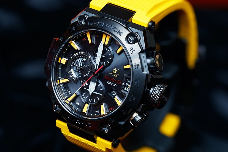 MRGG2000BL9A mr g mrg casio g shock gshock bruce lee watch yellow black red dragon Jeet Kune Do game of death tracksuit