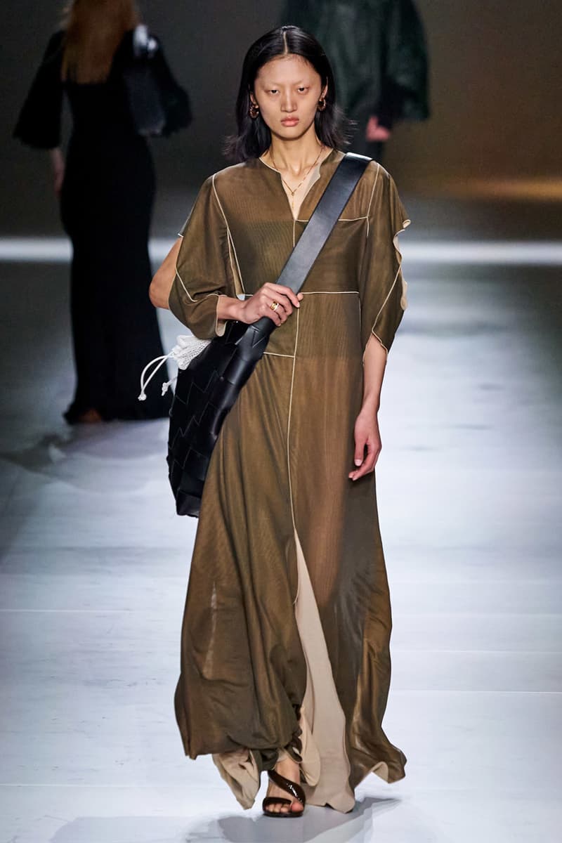 Bottega Veneta Fall/Winter 2020 Collection runway show presentation milan fashion week fw20 daniel lee intrecciato