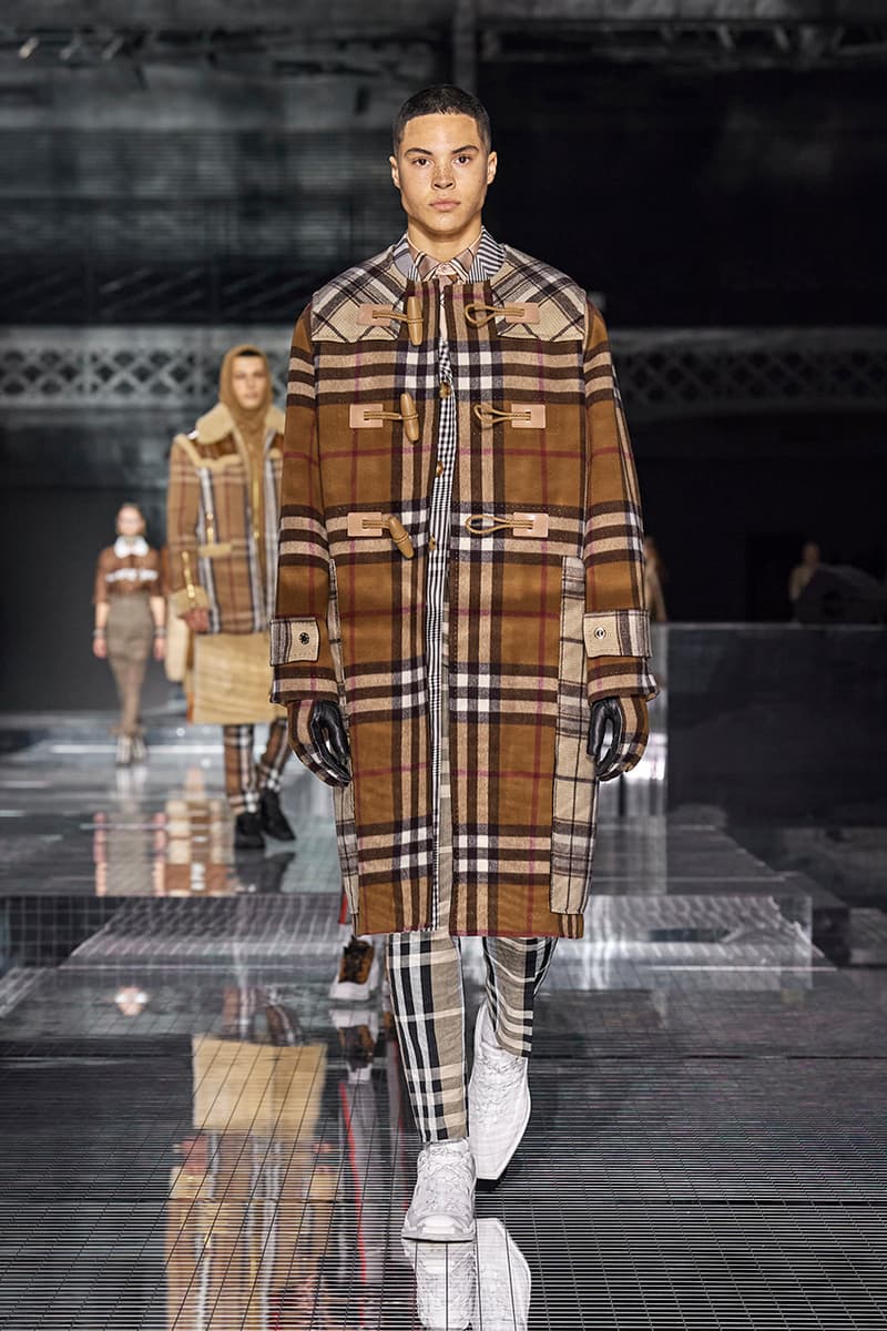 Burberry "Memories" Fall/Winter 2020 London Fashion Week Runway Show Riccardo Tisci Looks Kensington Olympia Fashion House Heritage British Tailoring Coats Katia and Marielle Labèque producer Arca Performance