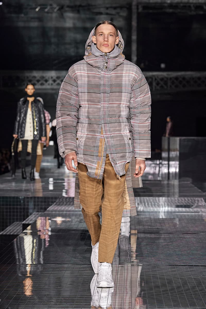 Burberry "Memories" Fall/Winter 2020 London Fashion Week Runway Show Riccardo Tisci Looks Kensington Olympia Fashion House Heritage British Tailoring Coats Katia and Marielle Labèque producer Arca Performance