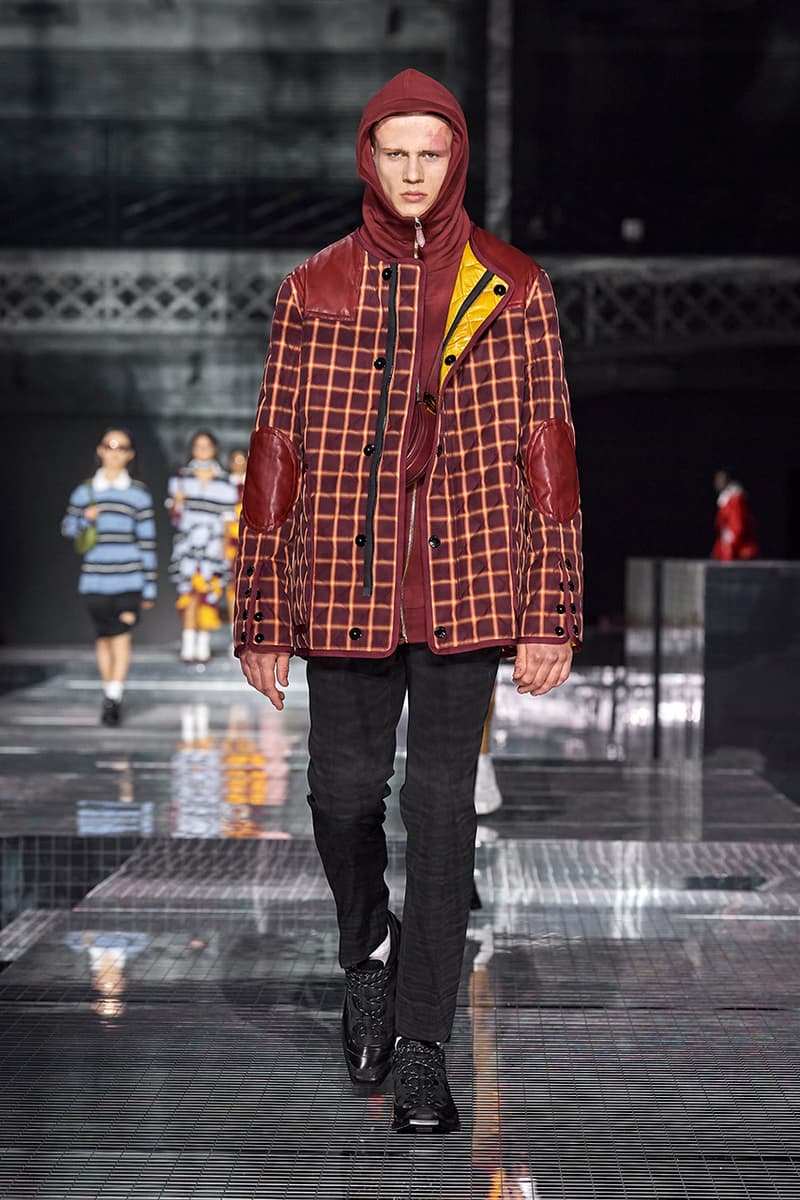 Burberry "Memories" Fall/Winter 2020 London Fashion Week Runway Show Riccardo Tisci Looks Kensington Olympia Fashion House Heritage British Tailoring Coats Katia and Marielle Labèque producer Arca Performance