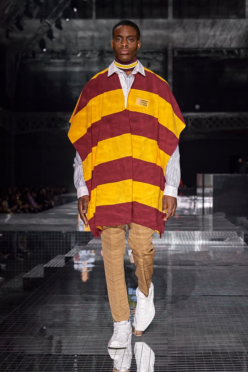 Burberry "Memories" Fall/Winter 2020 London Fashion Week Runway Show Riccardo Tisci Looks Kensington Olympia Fashion House Heritage British Tailoring Coats Katia and Marielle Labèque producer Arca Performance