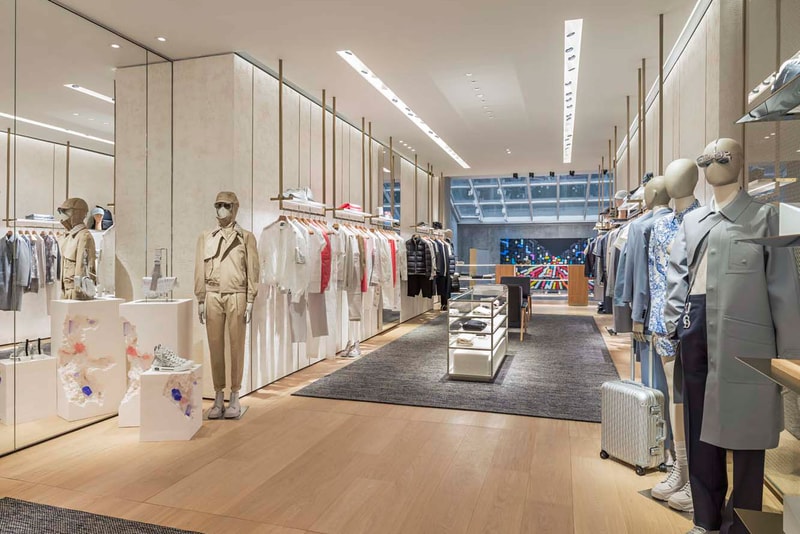 shopping at dior