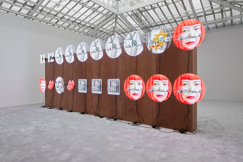 Jordan Wolfson Projects "ARTISTS FRIENDS RACISTS" in New Large-Scale Installation