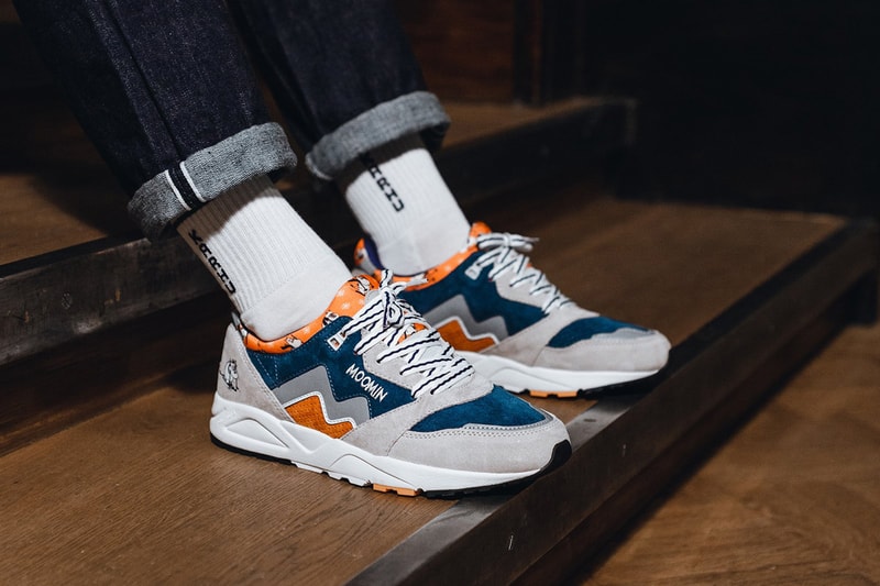 HANON The Moomins x Karhu Aria 95 Sneaker Collab 'Moominland Midwinter' Moomintroll Skiing Orange Blue Gray 