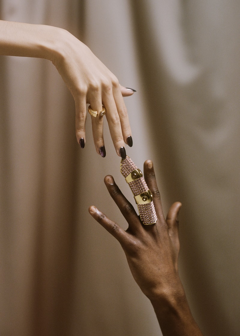 klarna Bea Åkerlund akerlund ring collaboration collection rose pink crystal pave full finger knuckle buy now pay later leap year leap day dress for success