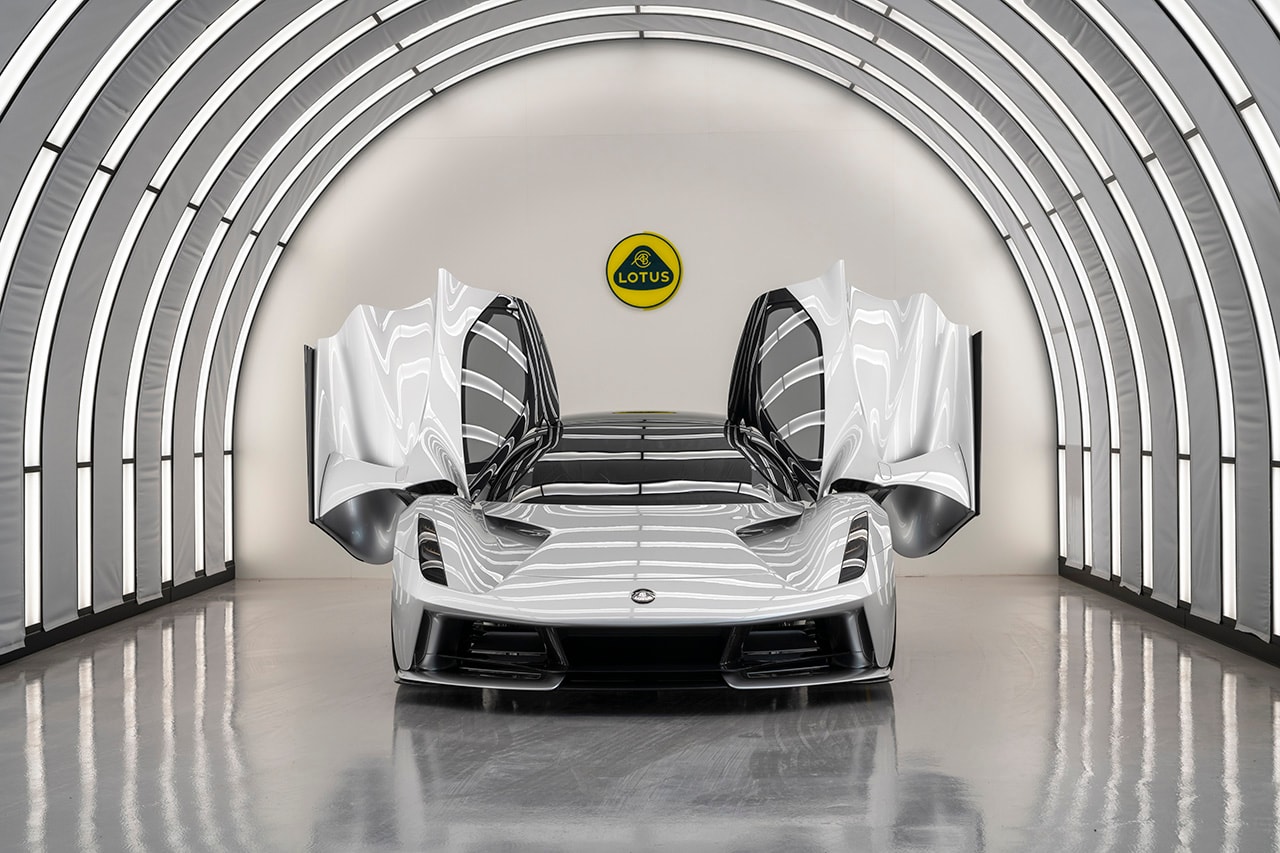 Lotus Evija All-Electric 2000 PS Hypercar Unveiled Closer Look Official Release Information Hethel UK New Factory 2020 Deliveries Prototype Race Track Car British