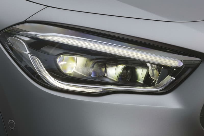 2021 2020 geneva motor show mercedes benz amg gla 45 crossover four cylinder engine powertrain