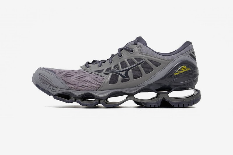Mizuno Wave Prophecy 9 Gray futuristic runners trainers sneakers shoes footwear running menswear streetwear spring summer 2020 collection kicks technical jogging responsive sole