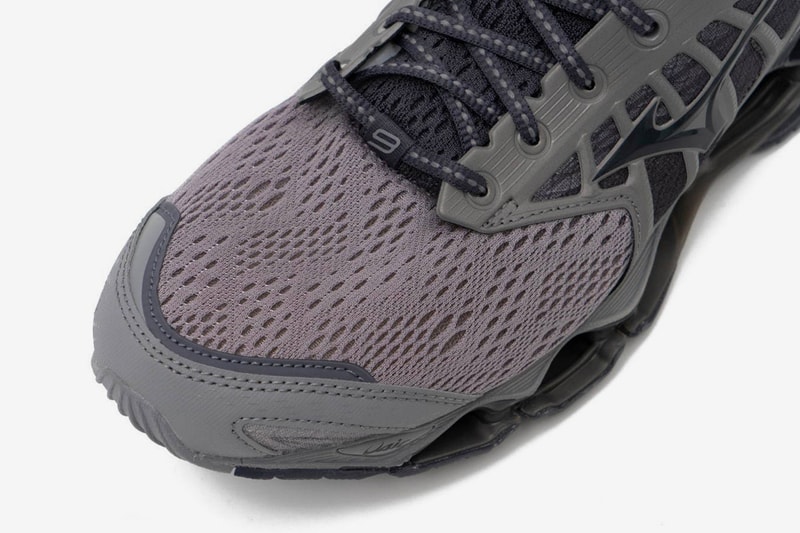 Mizuno Wave Prophecy 9 Gray futuristic runners trainers sneakers shoes footwear running menswear streetwear spring summer 2020 collection kicks technical jogging responsive sole