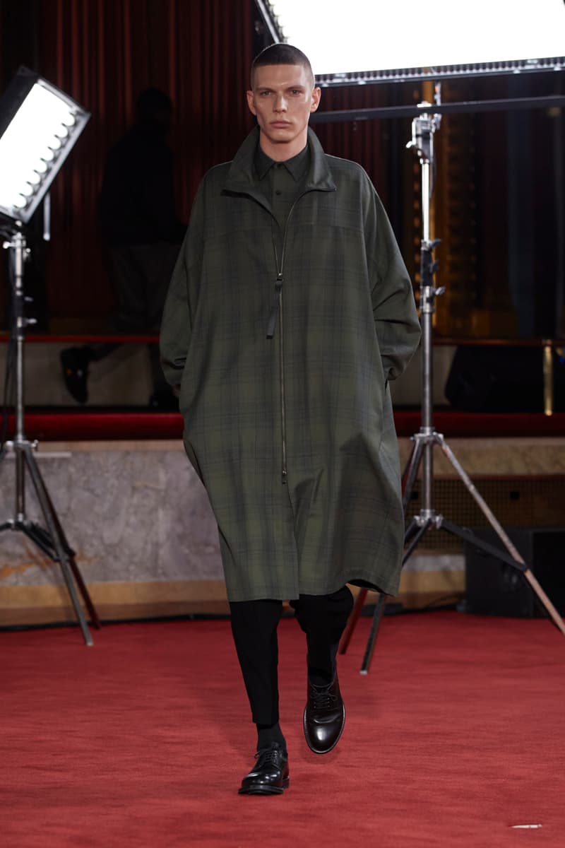 n hoolywood fall winter 2020 fw20 runway show new york fashion week nyfw 