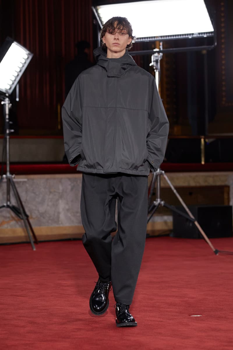 n hoolywood fall winter 2020 fw20 runway show new york fashion week nyfw 