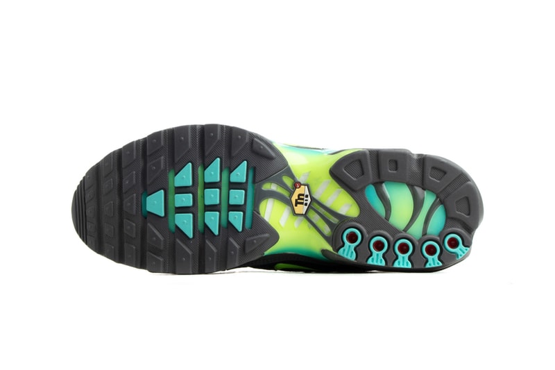 Nike Air Max Plus Iron Grey Iridescent Release Info CV1636-001