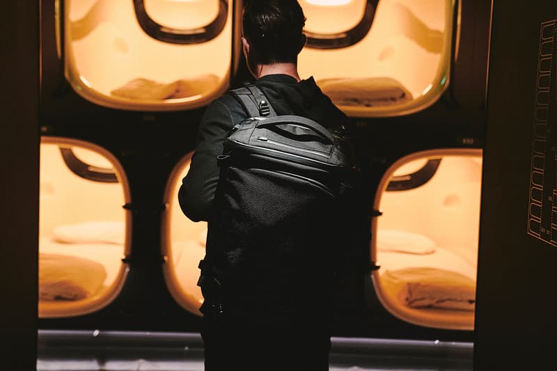 nine hours Aer Capsule Collection Release Backpack Bag Hotel Black Grey 35 40 L Pack