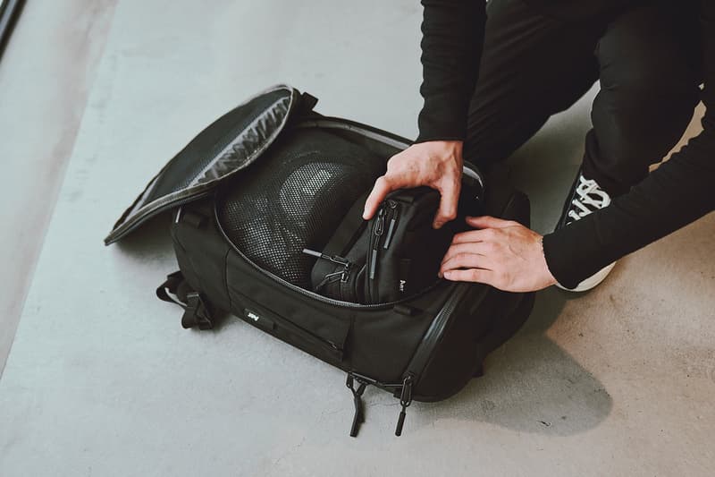 nine hours Aer Capsule Collection Release Backpack Bag Hotel Black Grey 35 40 L Pack