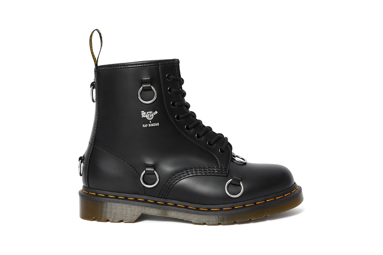 Raf Simons × Dr. Martens のコラボによる8ホールブーツが発売 Raf simons dr martens spring summer 2020 release information 1460 remastered boots metal hooks buy cop purchase