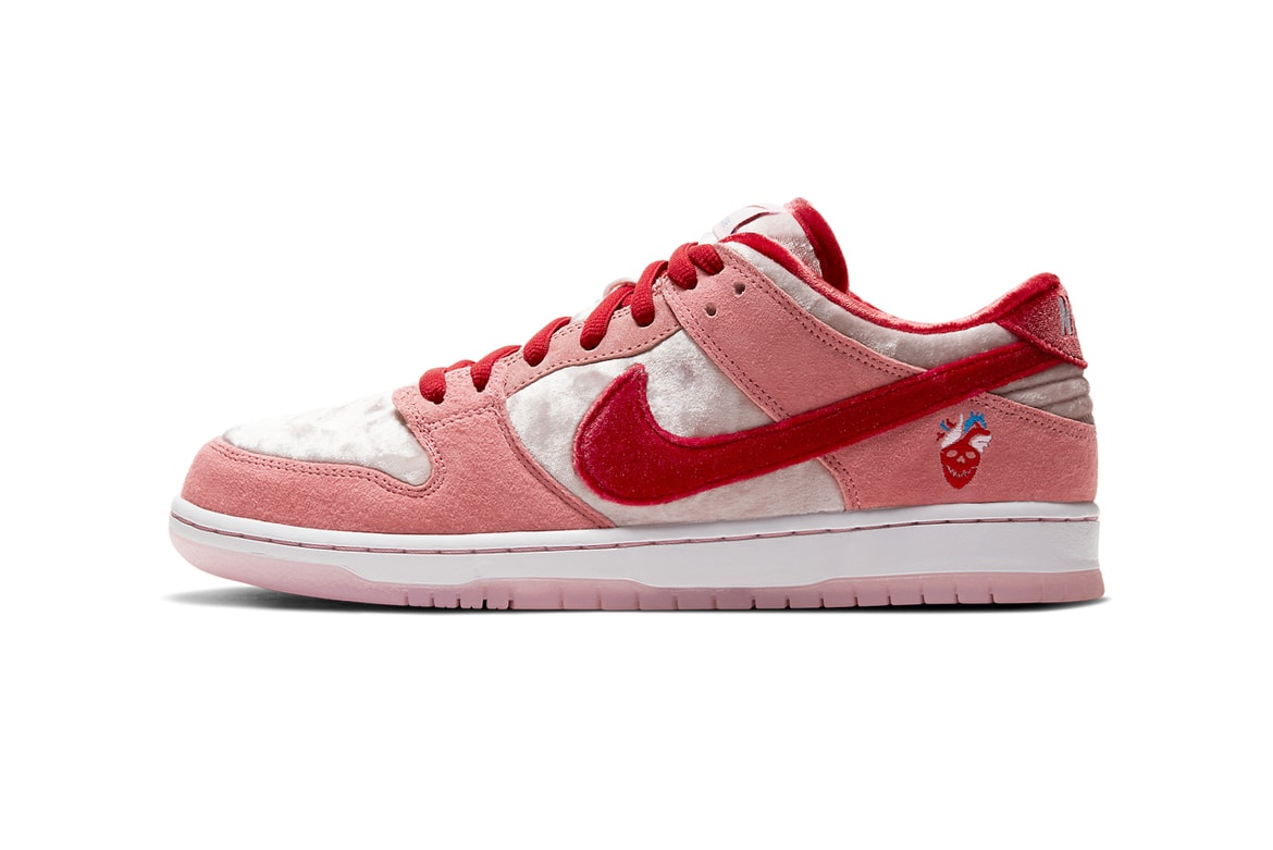 Stockx Nike Dunk Plum Sb Dunk Strangelove Skateboards Hypebeast Stockx Nike Dunk Plum Sb Dunk Strangelove Skateboards Hypebeast