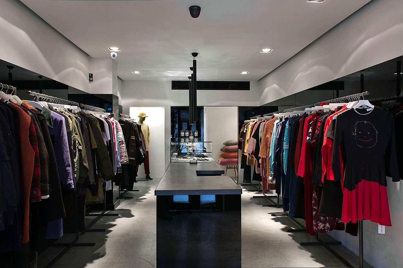 Surviving Fashion Retail in 2020 and the Future Shopping Retail Streetwear
