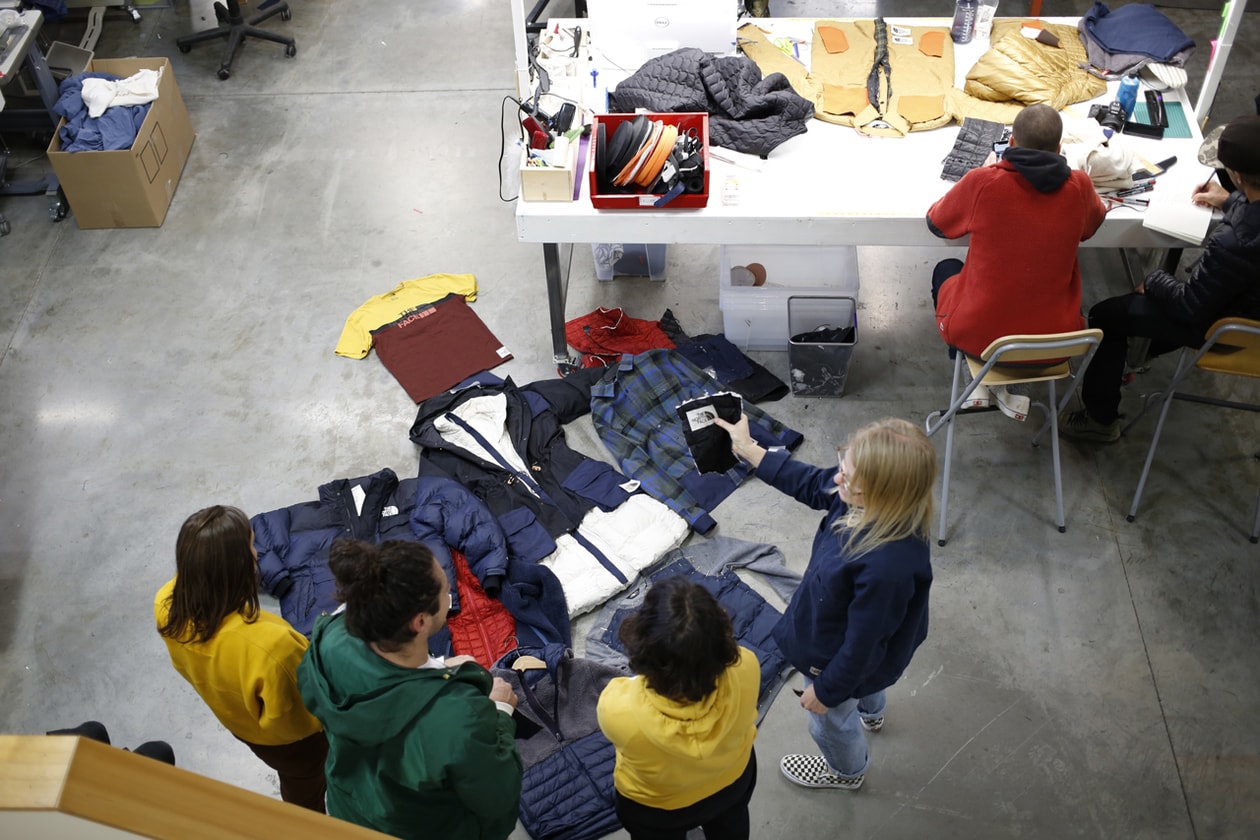 The North Face から世界に1つだけのアップサイクルガーメントが登場 The North Face Renewed Design Residency Auction explore fund charity sale custom upcycle old vintage jackets fleece item clothing