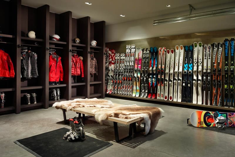 Whistler Ski House Rustic Architecture boreal pacific northwest coast vancouver british columbia canada winter family retreat dwelling houses homes getaways boreal forest evergreen