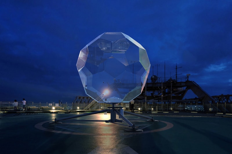 Vincent Leroy Illusion Lens Installation tokyo rooftop large scale sculpture Roppongi Hills Mori Tower helicopter landing helipad transportation geode kaleidoscope