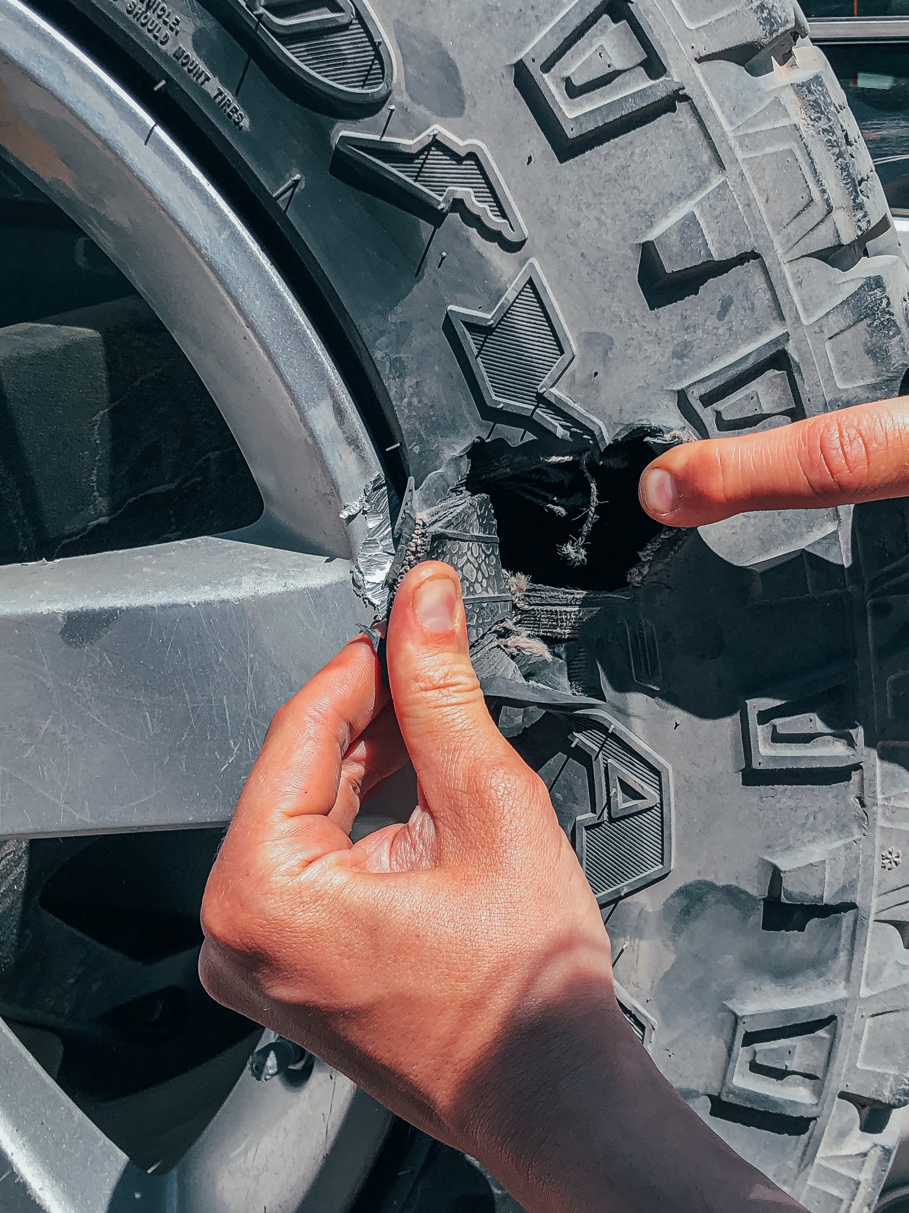 New Land Rover Defender in Namibia James Bond 2020 007 Africa South Africa Desert off-roading awd adventure