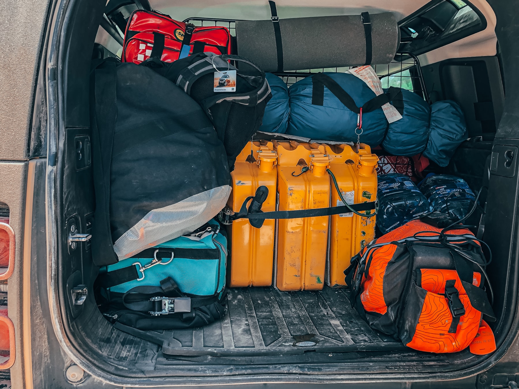 New Land Rover Defender in Namibia James Bond 2020 007 Africa South Africa Desert off-roading awd adventure