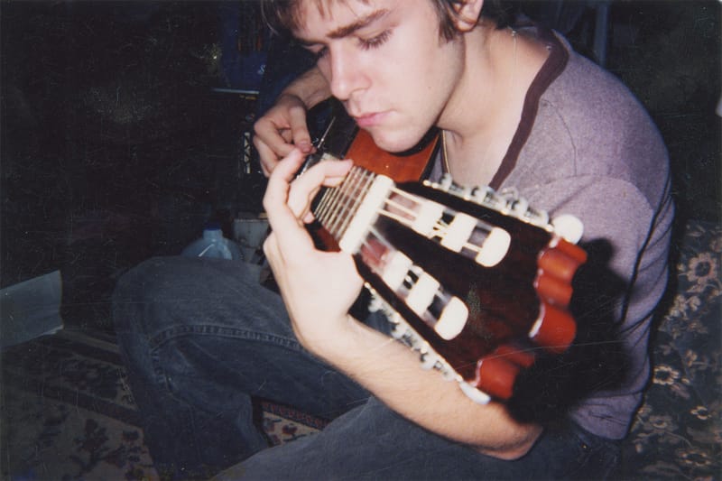 ariel pink guitar