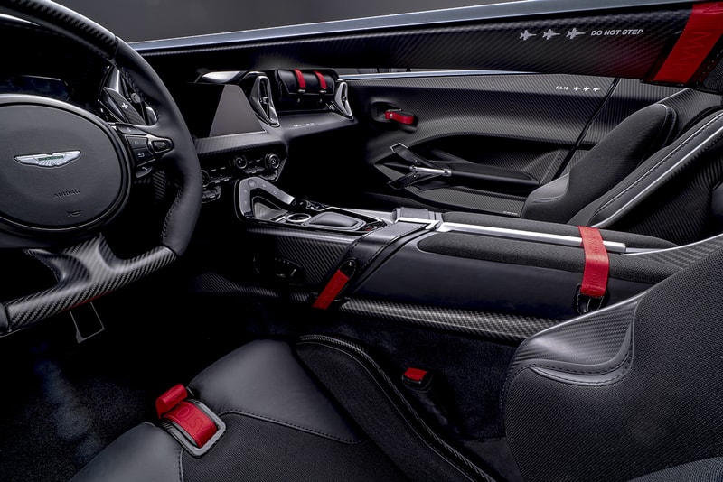Aston Martin V12 Speedster Official First Look Release Information £765,000 GBP Deliveries 2021 AM Unique Limited to 88 Units Special Edition Supercar Performance Rare Roofless Windowscreenless 