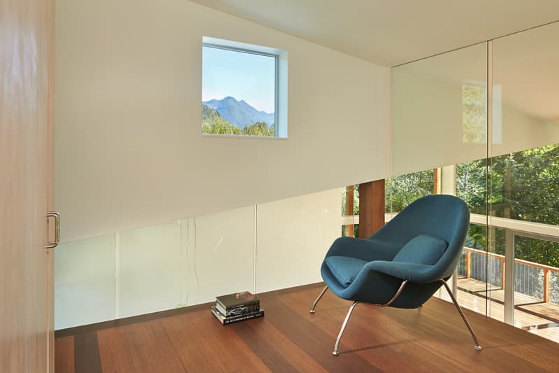 Bear Run Cabin David Coleman Architecture Marblemount Washington Cascade Mountains Green Polycarbonate Walls