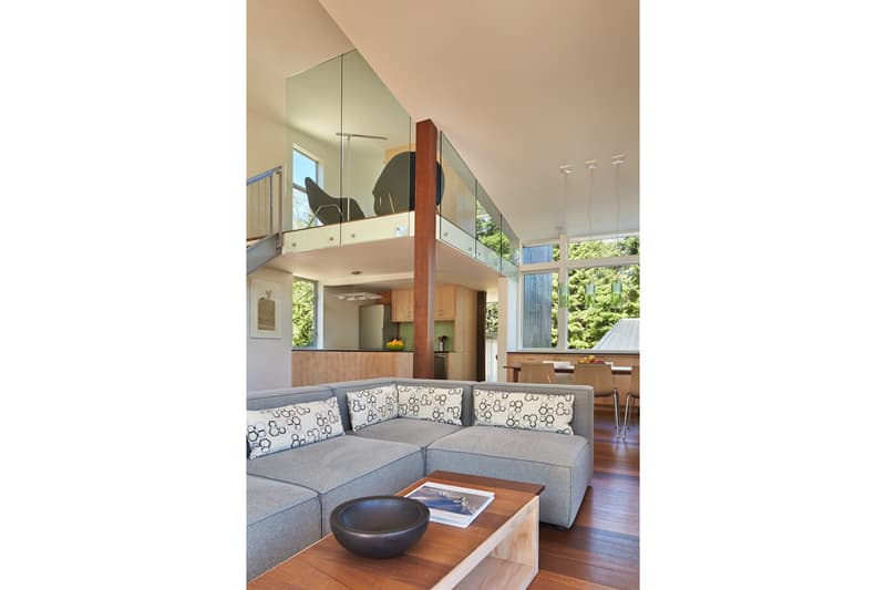 Bear Run Cabin David Coleman Architecture Marblemount Washington Cascade Mountains Green Polycarbonate Walls