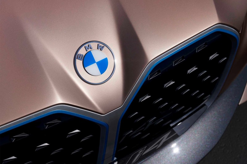 BMW Unveils i4 Concept Car With Redesigned Logo electric vehicle EV 2021 inext specs powertrain 