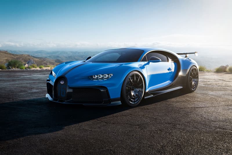 bugatti chiron pur sport sports car racing racer cornering turning agility dynamic 