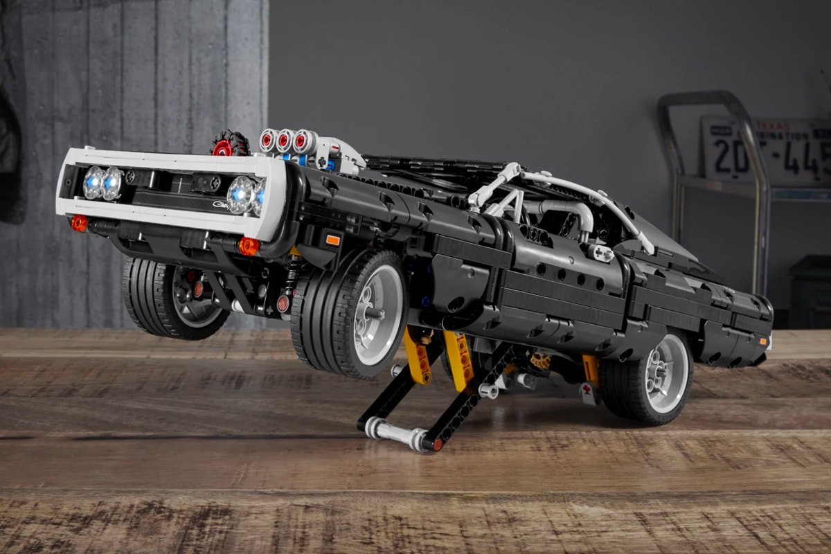 Fast & Furious LEGO Technic Dominic Toretto 1970 Dodge Charger R/T Kit Pre-Order Release Info Black