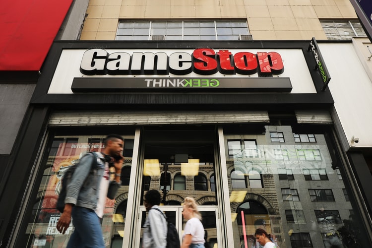 GameStop Reverses Decision and Shuts All US Stores (UPDATE)