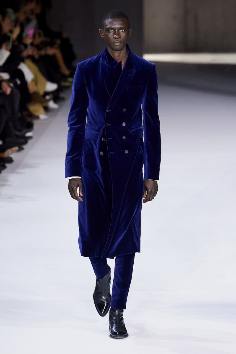 Haider Ackermann Fall/Winter 2020 Paris Fashion Week Runway Show Presentation Co-Ed Menswear Womenswear Looks Columbian-Born Paris-Based Eponymous Label Designer