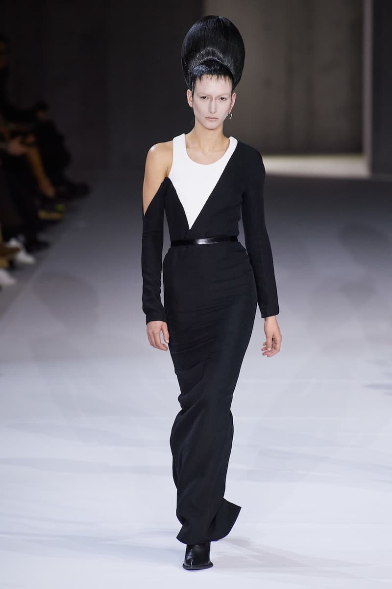 Haider Ackermann Fall/Winter 2020 Paris Fashion Week Runway Show Presentation Co-Ed Menswear Womenswear Looks Columbian-Born Paris-Based Eponymous Label Designer