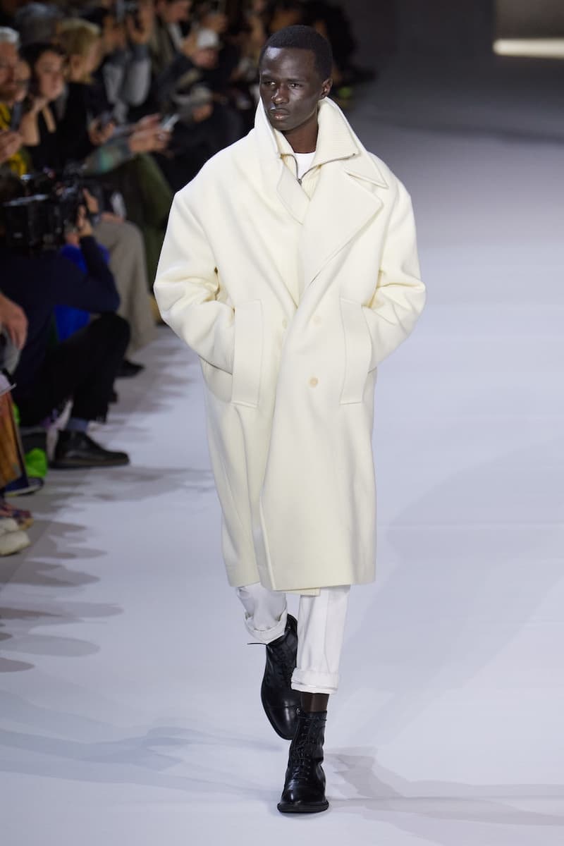 Haider Ackermann Fall/Winter 2020 Paris Fashion Week Runway Show Presentation Co-Ed Menswear Womenswear Looks Columbian-Born Paris-Based Eponymous Label Designer