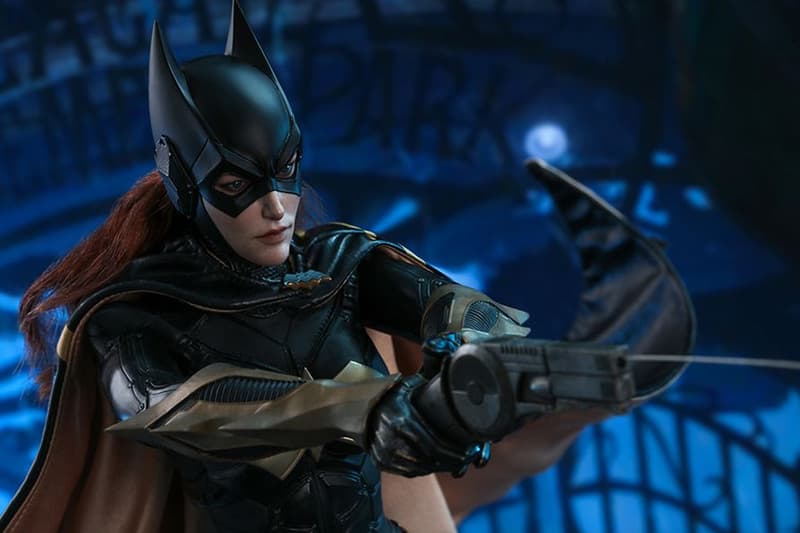 hot toys hong kong collectibles figures 1 6th scale batman arkham knight barbara gordon batgirl 