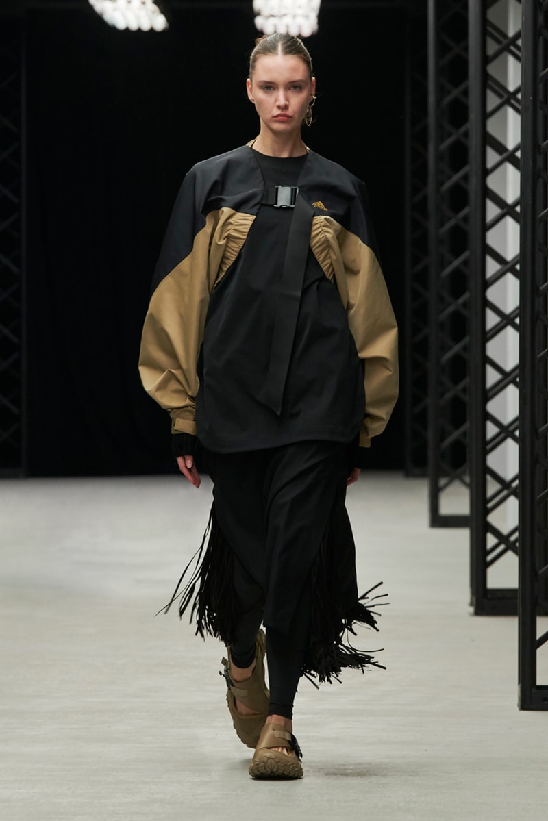 HYKE Fall/Winter 2020 Runway Collection adidas collaboration military coats jackets skirts speckled knitwear bags ponchos brown green black white 