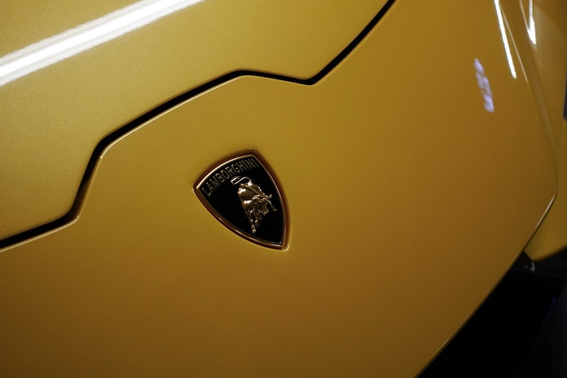 Lamborghini Huracán EVO Spyder Closer Look supercar raging bull drifting Dinamica Veicolo Integrata LDVI Geneva Motor Show Hong Kong