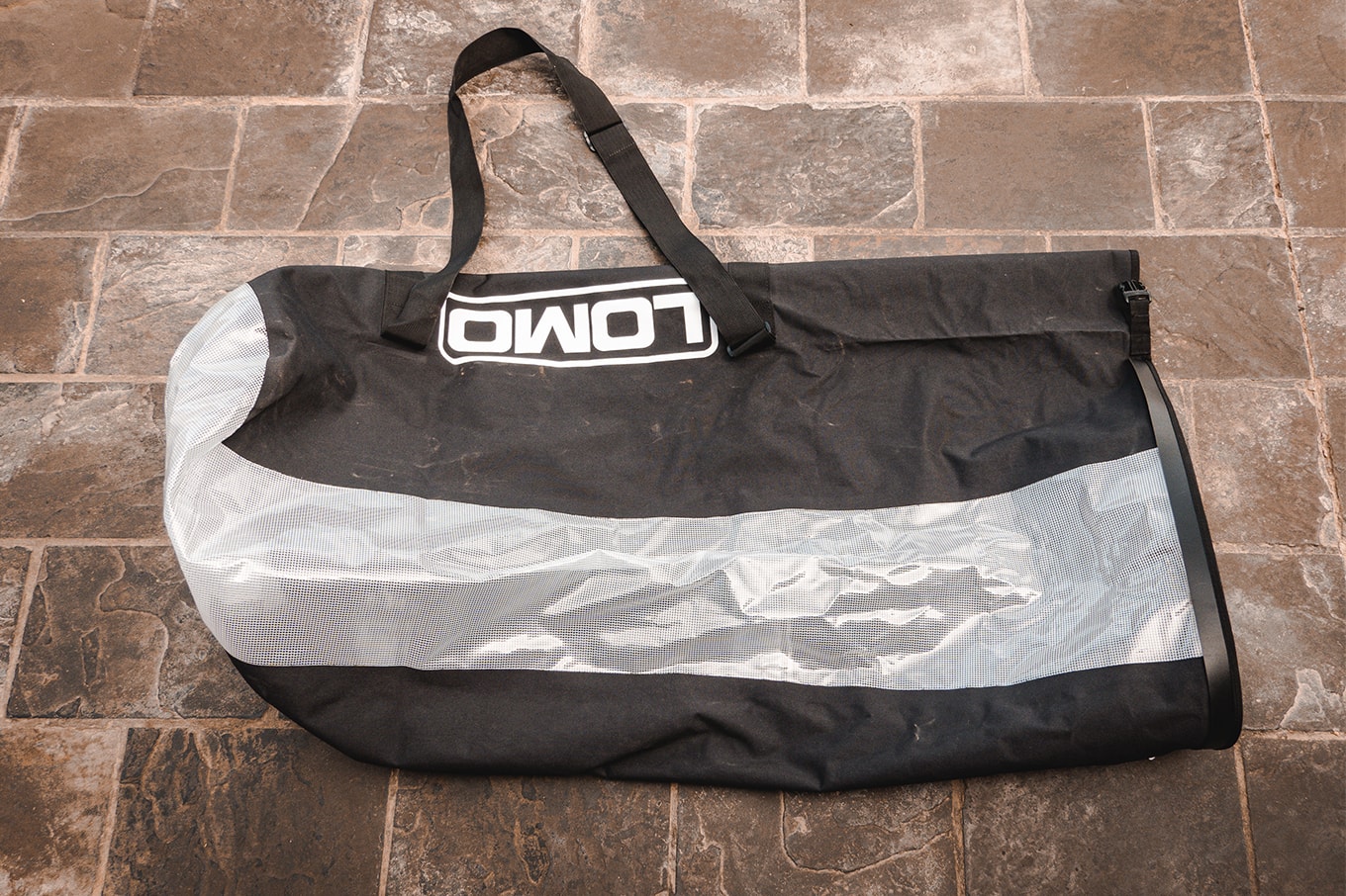 New Land Rover Defender in Namibia James Bond 2020 007 Africa South Africa Desert off-roading awd adventure 